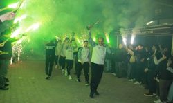 Bozkurt Ortaokulu Öğrencilerine Şampiyonluk Coşkusu