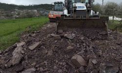 Bozulan Yollara Hızla Müdahale Ediliyor