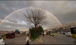 Bursa'da Yağmur Sonrası Görülen Gökkuşağı Büyüledi
