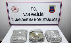 Çaldıran'da 4 Kilo 60 Gram Uyuşturucu Madde Ele Geçirildi