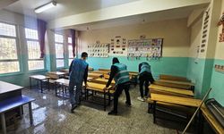 Cizre'de Denetimli Serbestlik Kapsamında 16 Ayda 212 Okul Temizlendi