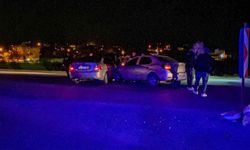 Çorum'da iki araç çarpıştı: 6 kişi yaralandı