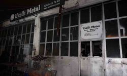 Demirci dükkanında meydana gelen patlamada bir kişi hayatını kaybetti, iki kişi yaralandı