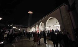 Depremin Sonrasında Yeniden Yapılan Habibi Neccar Camii, Kadir Gecesi'nde Ziyaretçi Akınına Uğradı