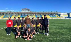 Digor Kız Futbol Takımı, Türkiye Yarı Finallerinde Kars'ı Temsil Edecek