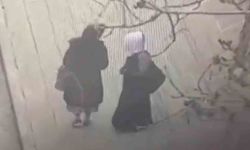 Dilencilik bahanesiyle bir kadının cüzdanını çalan hırsız yakalandı