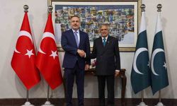 Dışişleri Bakanı Fidan, Pakistanlı Mevkidaşı Dar ile Görüşme Gerçekleştirdi