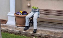 Eşsiz Bahçe Süslemesi: Hem İlginç Hem de Korkutucu