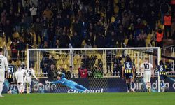 Fenerbahçe, kalesinde gol görmeye devam ediyor