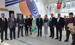 Hatay'daki Genç Ressamlar, Suyun Anlamını Tuvallerine Yansıttı