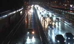 İstanbul'da yoğun yağış etkiliyor