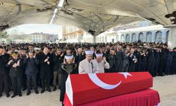 İstanbul'daki trafik kazasında hayatını kaybeden polis memuru son yolculuğuna uğurlandı