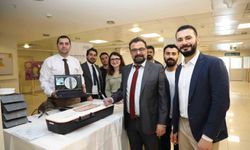 İzmir'de Algoloji Uzmanları Toplandı; Ağrı Pili Uygulaması Akıllı Gözlükle İzlenebildi