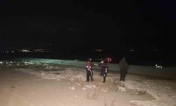 İznik Gölü'ne Düşen Araçta Hayat Mücadelesi