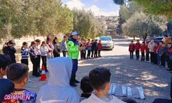 Jandarma, Öğrencilere Trafik Bilinci Kazandırıyor