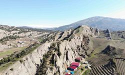 Kahramanmaraş'taki Keskin Kayalar Göz Dolduruyor