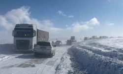 Kar ve Tipi Ulaşımı Olumsuz Etkiledi