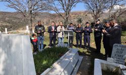 Karacasulu Şehit Ümit Kirez Mezarı Başında Anma Töreni Düzenlendi