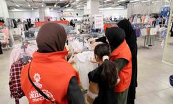 Karatay Gençlik Meclisi Gönüllülerinden Çocuklara Bayram Hediyesi