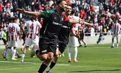 Karşıyaka'nın Ömer Faruk'u 9 Maçta 9 Golle Parlıyor