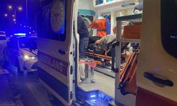 Kavşakta otomobil ve motosiklet çarpıştı: 1 kişi yaralandı