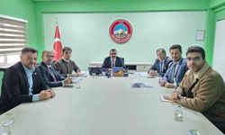 Kayseri'de Yıl Boyunca Kayak Keyfi: Kayak Simülatörü Projesi Üzerine Toplantı Yapıldı