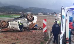 Kontrolden çıkan otomobil takla attı, 2 kişi yaralı