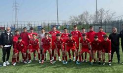 Körfez Gençlerbirliği, Balıkesir'i 2-1 mağlup ederek finale yükseldi