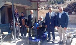 Mahalle Halkı Bir Araya Gelerek Engelli Kadına Akülü Tekerlekli Sandalye Temin Etti