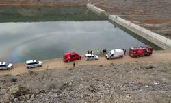 Malatya'da Kontrolden Çıkan Araç Suya Düştü