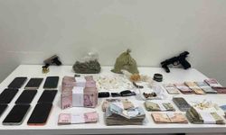 Maltepe'de Uyuşturucu Zulasına Baskın: Kilolarca Uyuşturucu ve Nakit Para Ele Geçirildi