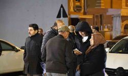 Mekke'ye gitmek isteyen umreciler, havalimanında mağdur oldu