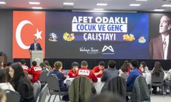 Mersin'de 'Afet Odaklı Genç ve Çocuk Atölyesi' Gerçekleştirildi