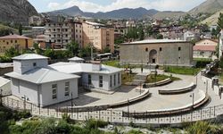 Meydan Medresesi'nde Profesyonel Çekimler Artık Ücretli