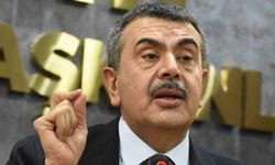 Milli Eğitim Bakanı Tekin: 'CHP'deki olayları izlemekten ülkem adına hicap duyuyorum'