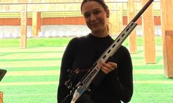 Milli Sporcu İrem Denktaş, Rekor Kırarak Şampiyonluk İle Taçlandı