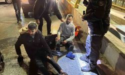 Motosiklet otomobile çarptı: İki kişi yaralı