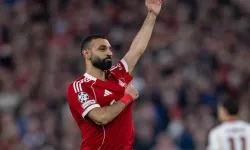 Mohamed Salah Liverpool'a Veda Ediyor: 9 Yılın Ardından Anfield'da Perde İniyor