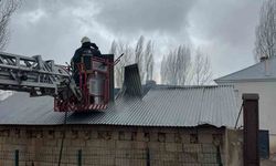 Muradiye'de Tandır Evinde Yangın Meydana Geldi