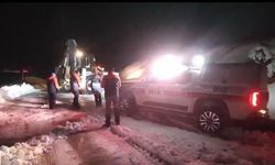 Muş'taki fırtına nedeniyle mahsur kalan AFAD ekipleri kurtarıldı