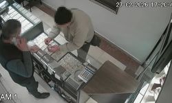 Öldürdüğü kadının 3 altın bileziğini bozdurup parayı teslim aldı