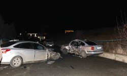 Oltu'da meydana gelen trafik kazasında 5 kişi yaralandı