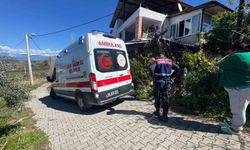 Önce eşini ardından kendini vurdu