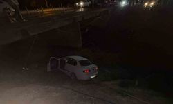 Osmaniye'de otomobil köprüden düştü: 1 kişi yaralandı