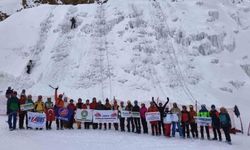 Palandöken'de Buz Tırmanışı Eğitimi Başarıyla Tamamlandı