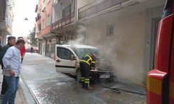 Park Halindeki Araçta Yangın Kontrol Altına Alındı