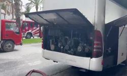 Park Halindeki Otobüsün Motor Kısmında Yangın Meydana Geldi