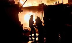 Personel Konteynerleri Yangında Zarar Gördü