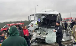 Başakşehir'de Polis Servisi Kaza Yaptı: 1 Şehit, 16 Polis Yaralı