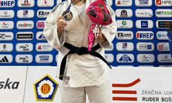 Salihli'den Duygu Dirgen, Hırvatistan'da Gümüş Madalyanın Sahibi Oldu